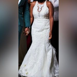 WEDDING GOWN